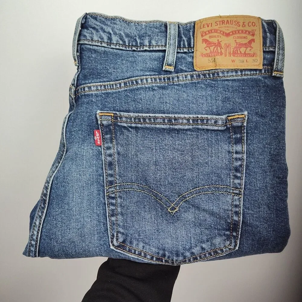 🔥🔥🔥Levi's 514 Men's Jeans, 38 x 32, straight leg, blue VGC🔥🔥🔥‎